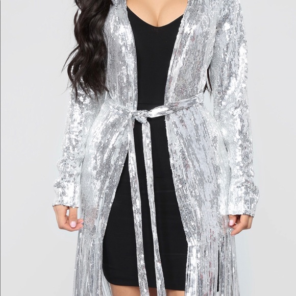 NYE- Fashion nova sequins dress - Picture 7 of 8